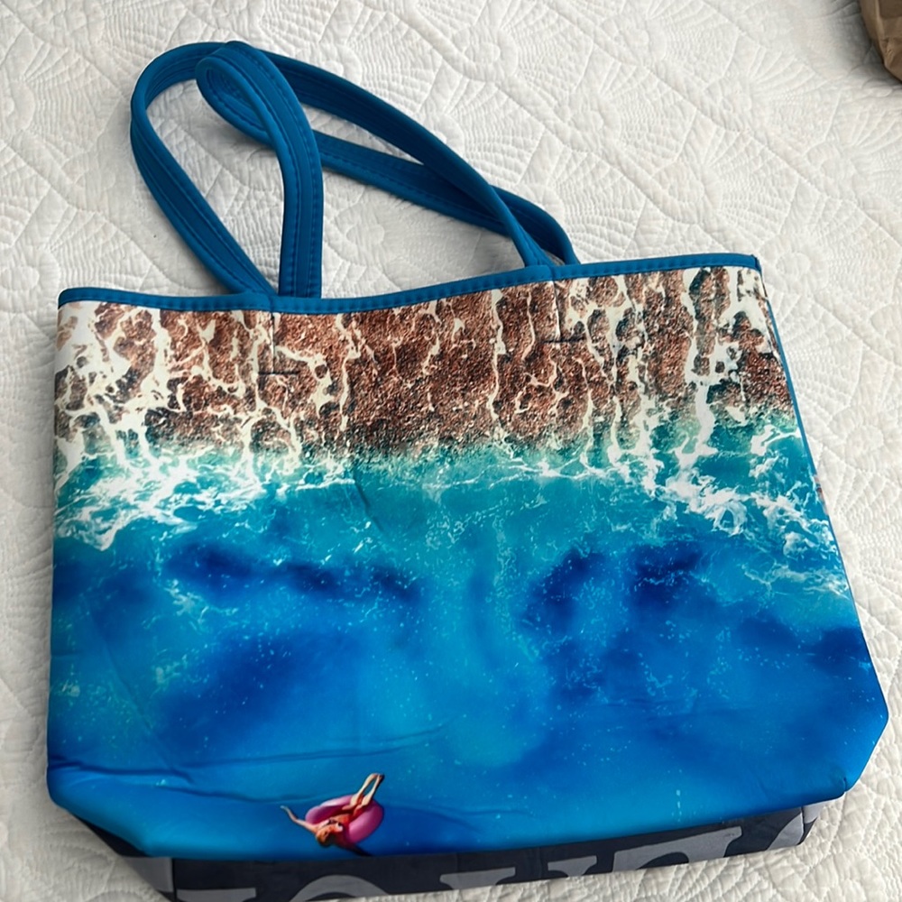 Ahdorned neoprene beach tote… NEW